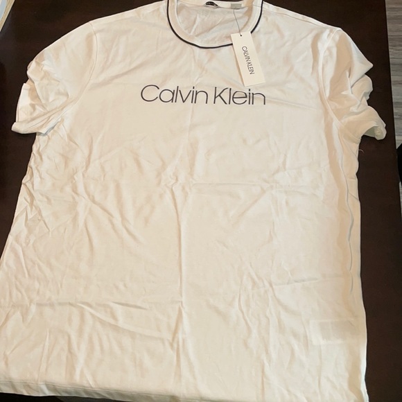 Brand new Large Calvin Klein shirt - Picture 1 of 2
